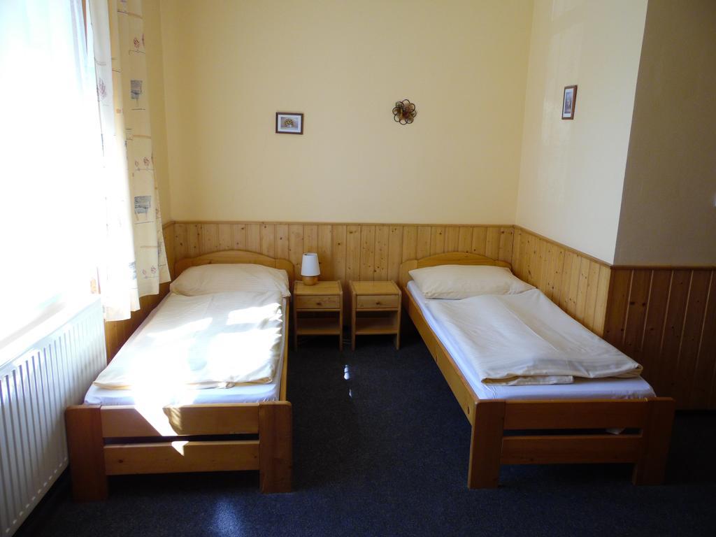 Penzion Velke Darko Skrdlovice Room photo